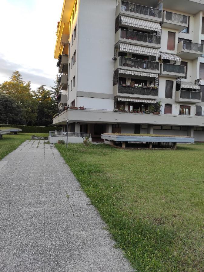 Bilocale Padova Zona Strategica Apartman Kültér fotó